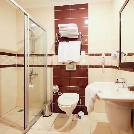 Grand Atilla Szálloda 4*