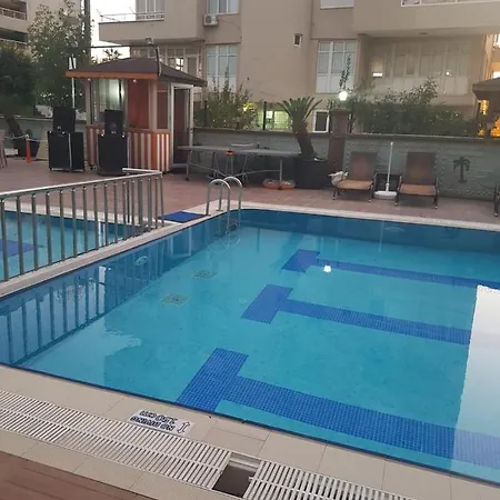 Grand Atilla Szálloda Alanya