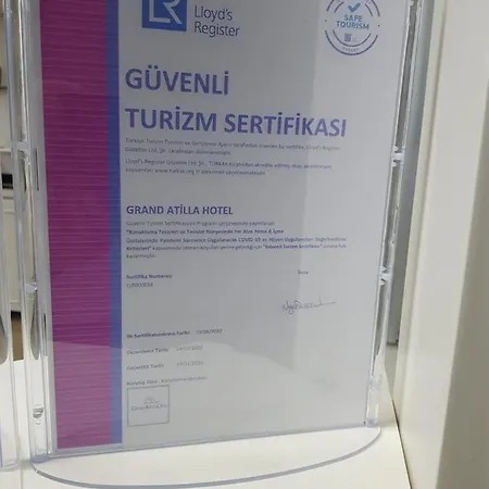 Grand Atilla Hotell