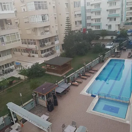 Hotell Grand Atilla 4*