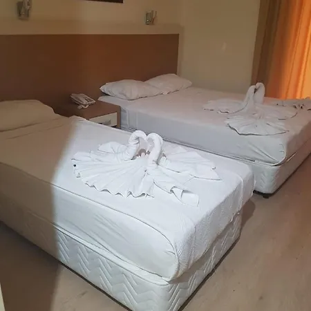 Hotel Grand Atilla 4*